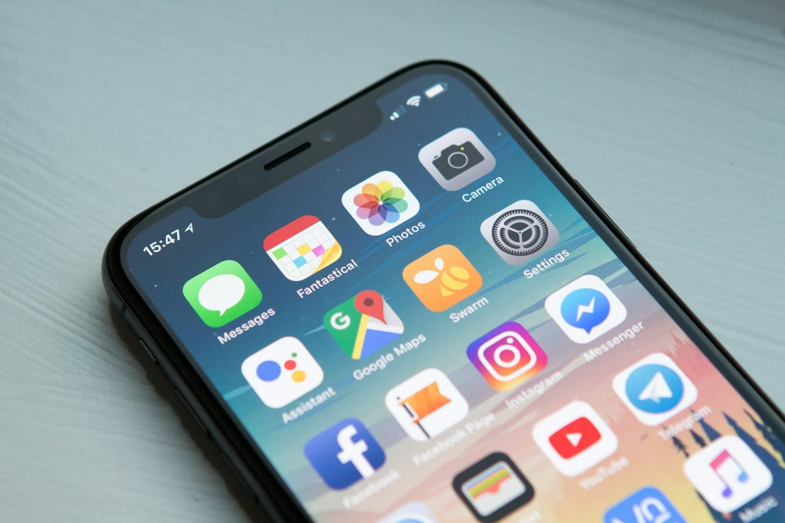 Aplicații Mobile iOS & Android